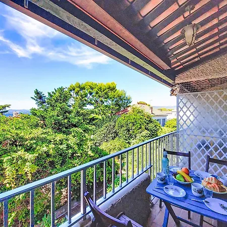 Apartment Les Aigues Marines-75 By Interhome La Madrague