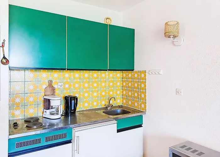 Apartment Les Aigues Marines-75 By Interhome La Madrague