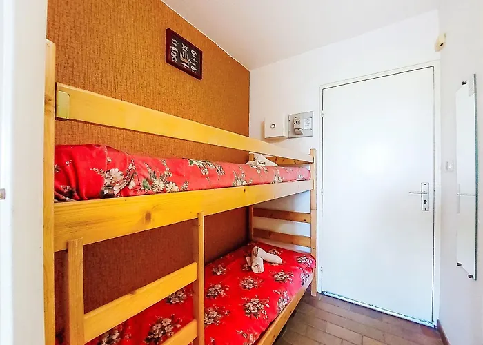 Apartment Les Aigues Marines-75 By Interhome La Madrague